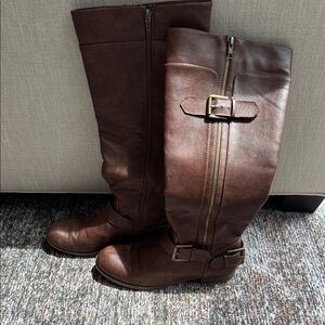 Brown Knee-High Leather Boots